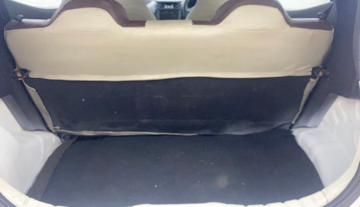 2013 Hyundai Eon ERA +, Petrol, Manual, 69,356 km, Boot Inside