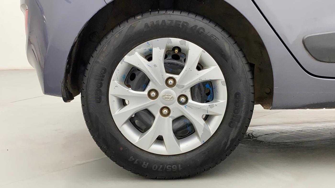 2015 Hyundai Grand i10 SPORTZ 1.2 KAPPA VTVT, Petrol, Manual, 61,268 km, Right Rear Wheel