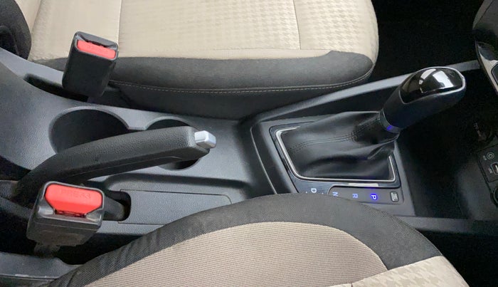 2019 Hyundai Elite i20 ASTA (O) CVT, Petrol, Automatic, 18,643 km, Gear Lever