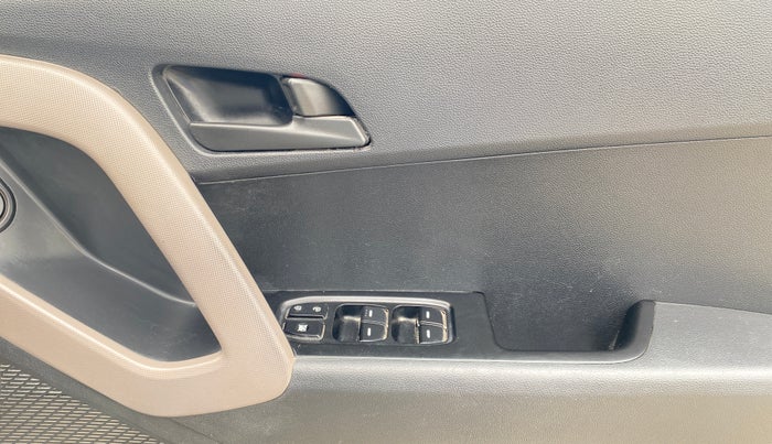 2018 Hyundai Creta E PLUS 1.4 DIESEL, Diesel, Manual, 71,568 km, Driver Side Door Panels Control