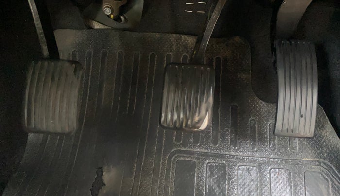 2016 Hyundai Grand i10 SPORTZ 1.2 KAPPA VTVT, Petrol, Manual, 94,181 km, Pedals