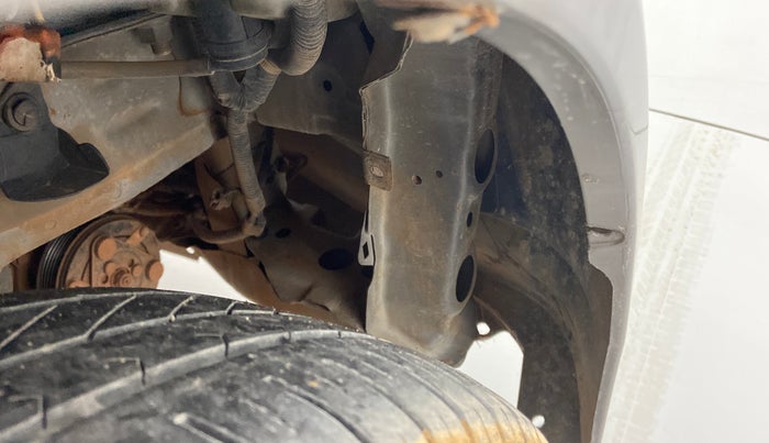 2012 Honda Brio S MT, Petrol, Manual, 97,935 km, Right fender - Lining missing
