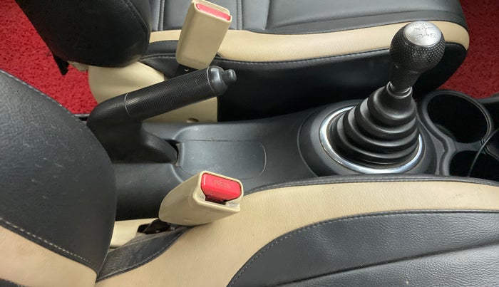 2012 Honda Brio S MT, Petrol, Manual, 97,935 km, Gear Lever