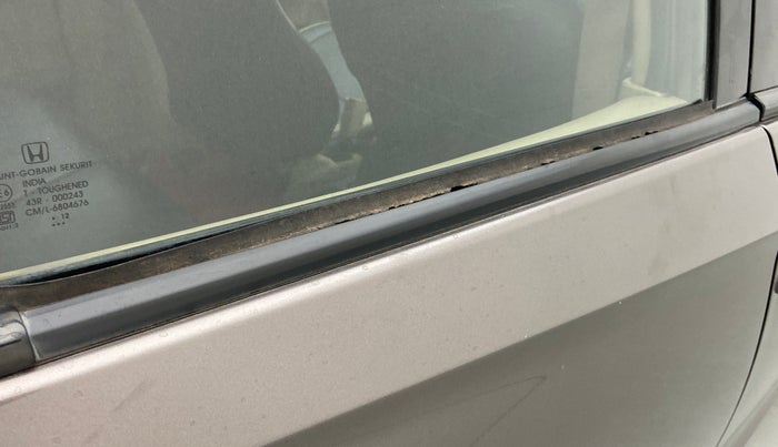 2012 Honda Brio S MT, Petrol, Manual, 97,935 km, Right rear door - Weather strip has minor damage
