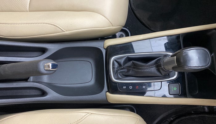 2020 Honda City 1.5L I-VTEC ZX CVT, Petrol, Automatic, 34,171 km, Gear Lever