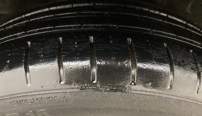 2020 Honda City 1.5L I-VTEC ZX CVT, Petrol, Automatic, 34,171 km, Left Rear Tyre Tread