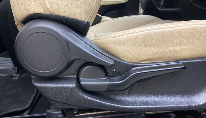 2020 Honda City 1.5L I-VTEC ZX CVT, Petrol, Automatic, 34,171 km, Driver Side Adjustment Panel