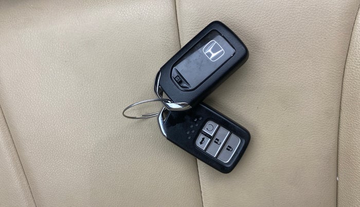 2020 Honda City 1.5L I-VTEC ZX CVT, Petrol, Automatic, 34,171 km, Key Close Up