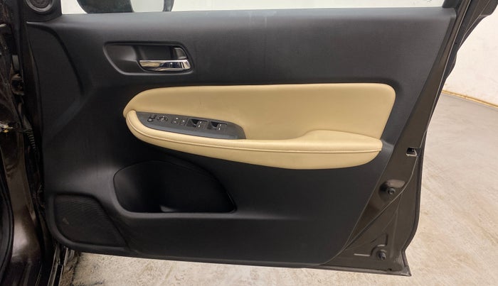 2020 Honda City 1.5L I-VTEC ZX CVT, Petrol, Automatic, 34,171 km, Driver Side Door Panels Control