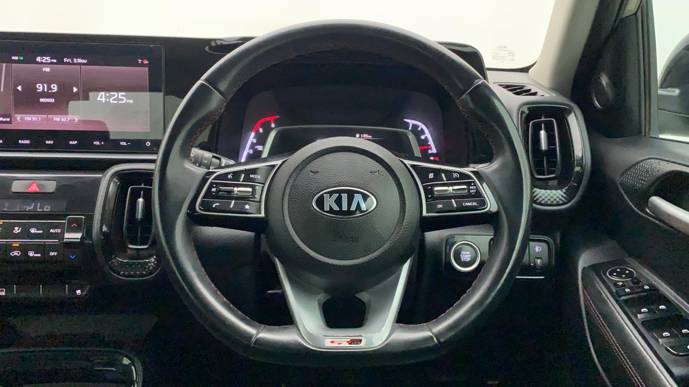 2020 KIA SONET GTX PLUS 1.5 MT DUAL TONE, Diesel, Manual, 39,742 km, Steering Wheel Close Up
