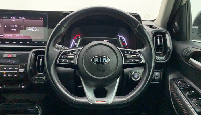 2020 KIA SONET GTX PLUS 1.5 MT DUAL TONE, Diesel, Manual, 39,742 km, Steering Wheel Close Up
