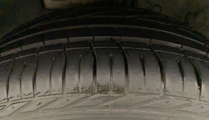 2019 Hyundai VENUE SX 1.0 TURBO, Petrol, Manual, 31,312 km, Left Front Tyre Tread