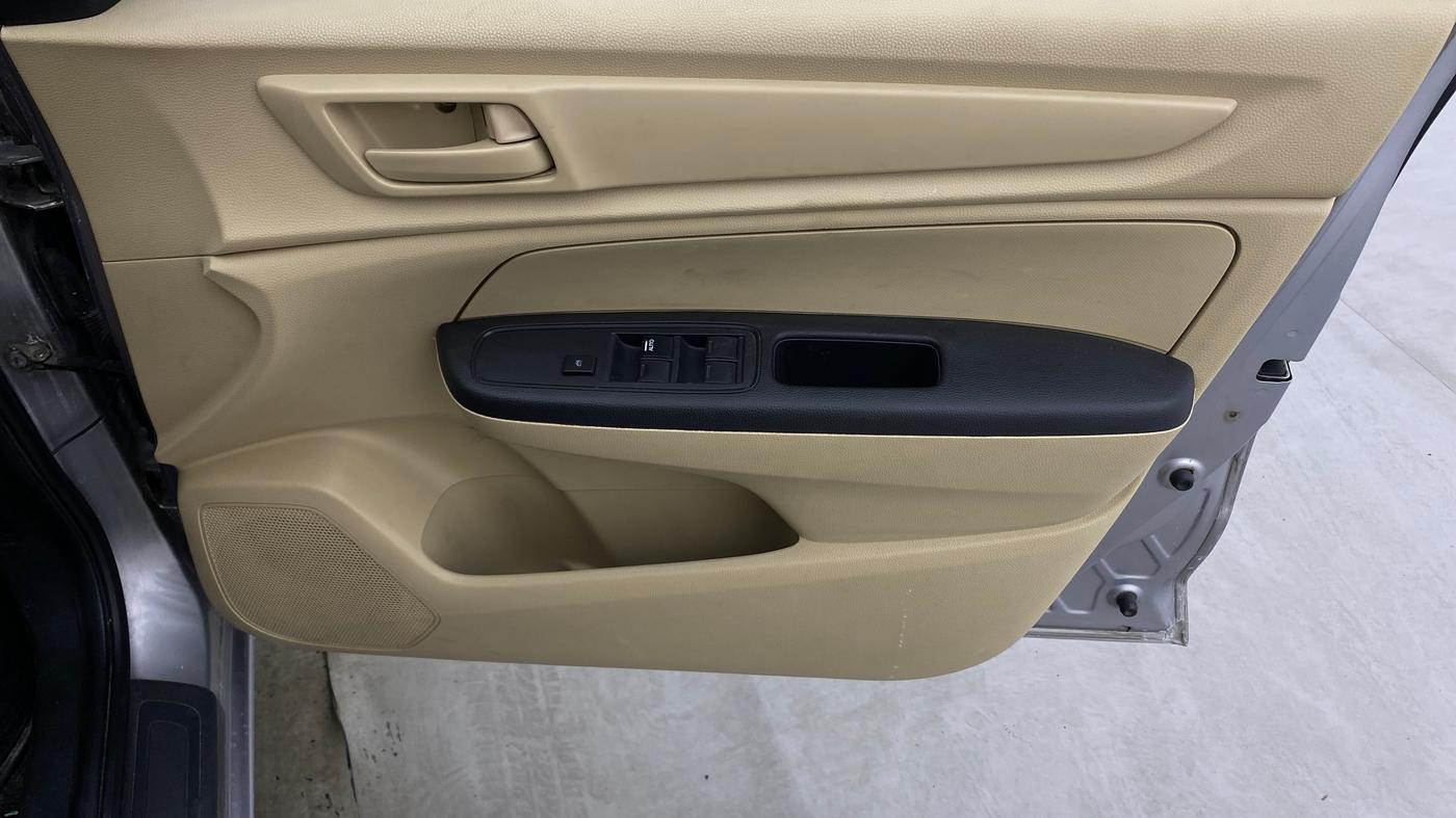 2021 Honda Amaze 1.2L I-VTEC E, Petrol, Manual, 99,898 km, Driver Side Door Panels Control