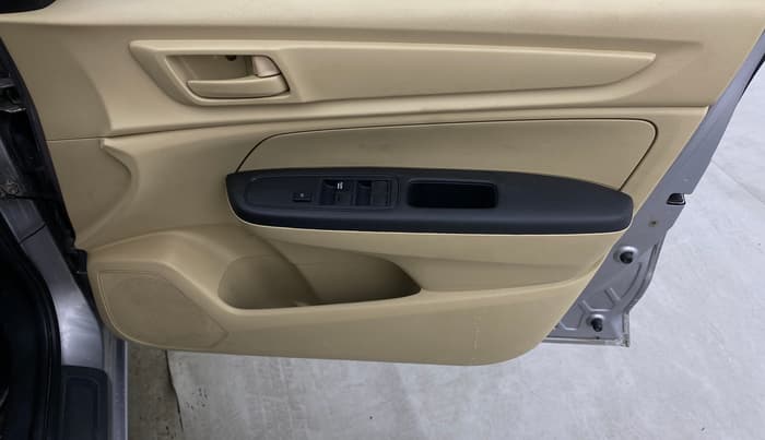 2021 Honda Amaze 1.2L I-VTEC E, Petrol, Manual, 99,898 km, Driver Side Door Panels Control