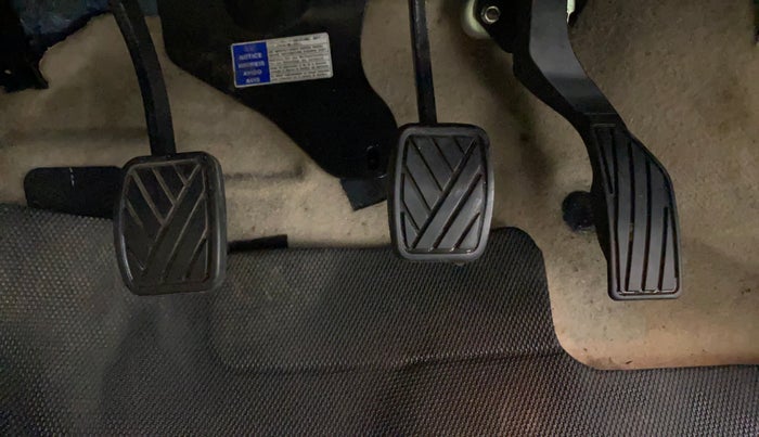 2021 Maruti Ciaz ALPHA 1.5 SHVS PETROL, Petrol, Manual, 84,151 km, Pedals