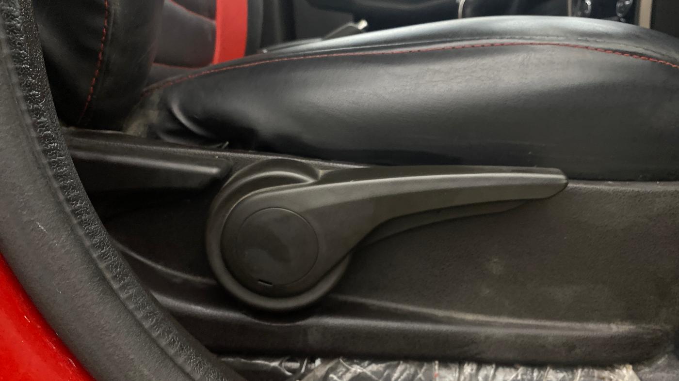 2015 Tata Zest XT PETROL, Petrol, Manual, 69,915 km, Driver Side Adjustment Panel
