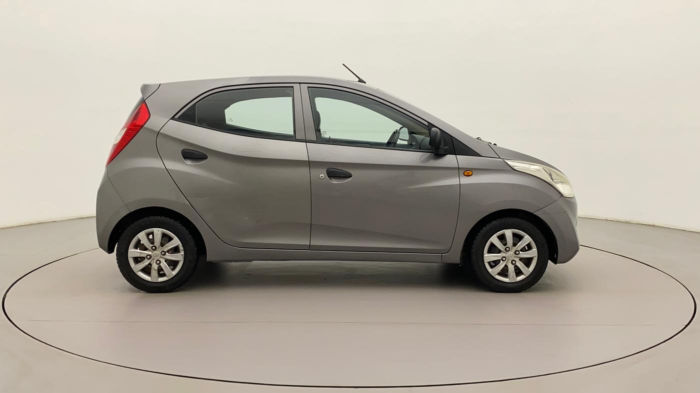 2013 Hyundai Eon MAGNA +, Petrol, Manual, 67,381 km, Right Side View
