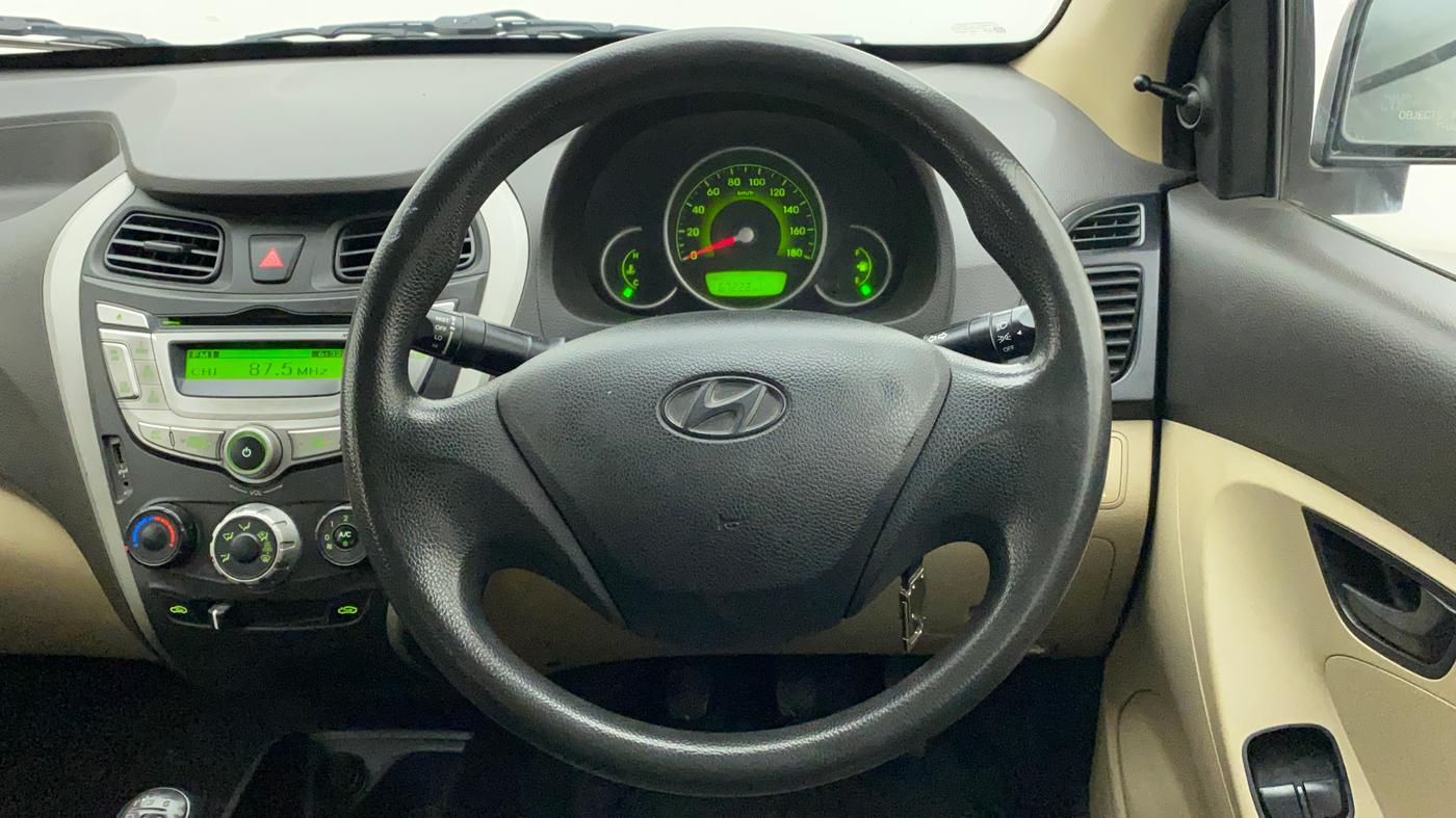 2013 Hyundai Eon MAGNA +, Petrol, Manual, 67,381 km, Steering Wheel Close Up