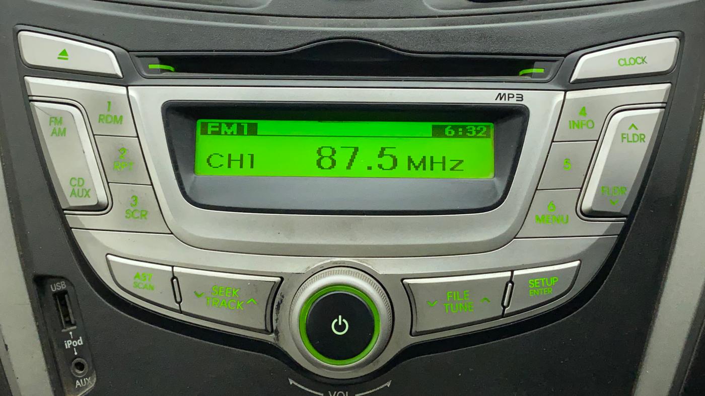 2013 Hyundai Eon MAGNA +, Petrol, Manual, 67,381 km, Infotainment System