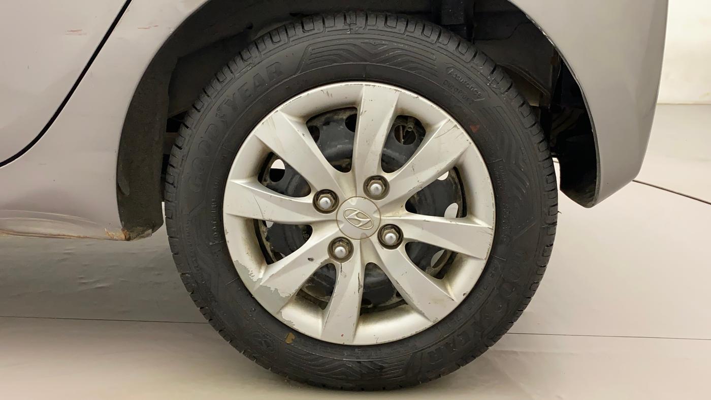 2013 Hyundai Eon MAGNA +, Petrol, Manual, 67,381 km, Left Rear Wheel