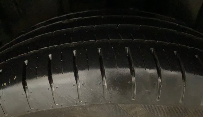 2023 Maruti Baleno SIGMA PETROL 1.2, Petrol, Manual, 28,848 km, Left Rear Tyre Tread