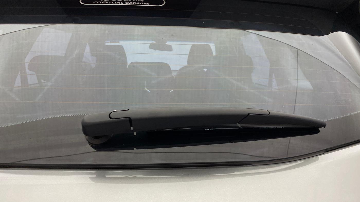 2019 MG HECTOR SUPER 1.5 PETROL, Petrol, Manual, 27,340 km, Rear Wiper