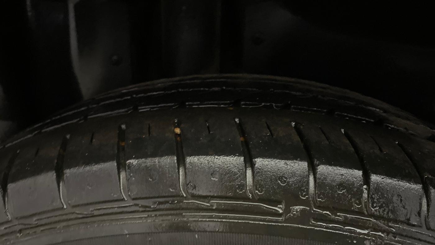 2019 MG HECTOR SUPER 1.5 PETROL, Petrol, Manual, 27,340 km, Right Rear Tyre Tread