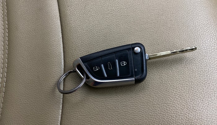 2013 Honda Brio S MT, Petrol, Manual, 75,537 km, Key Close Up