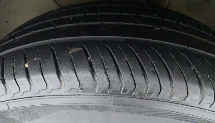 2016 Hyundai i20 Active 1.2 SX, Petrol, Manual, 57,995 km, Left Front Tyre Tread