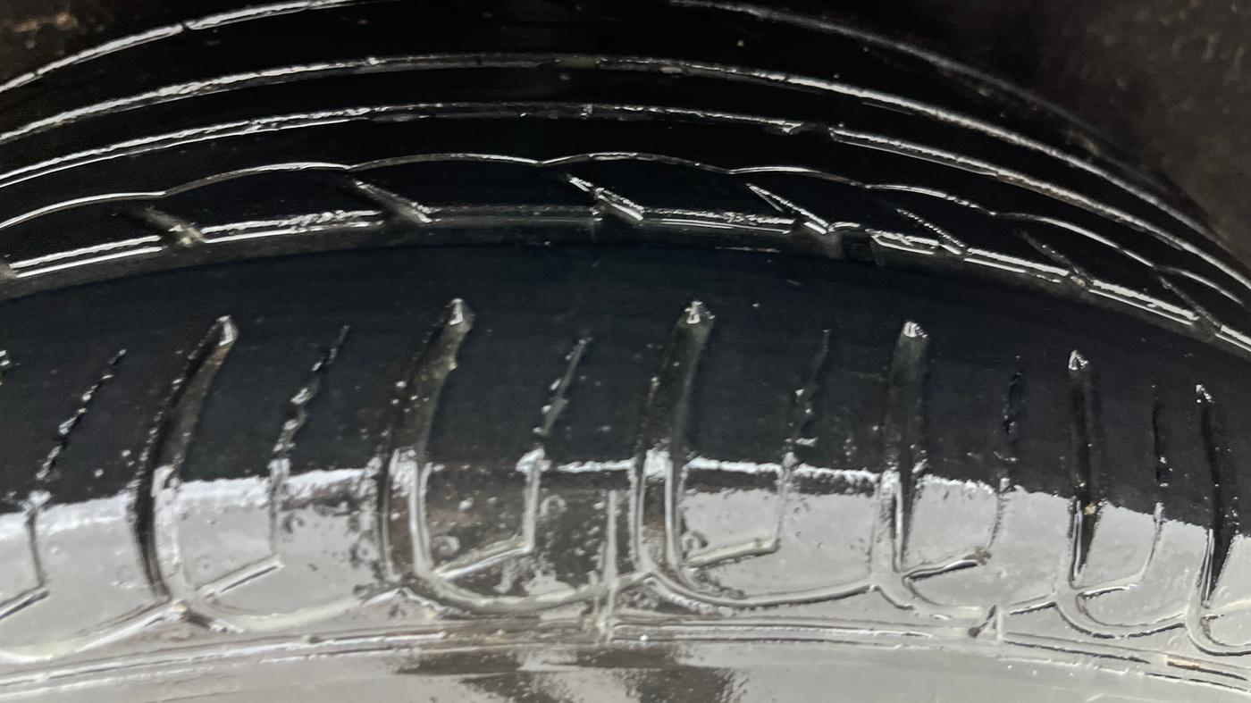 2021 Ford Ecosport TITANIUM 1.5L DIESEL, Diesel, Manual, 89,975 km, Left Rear Tyre Tread