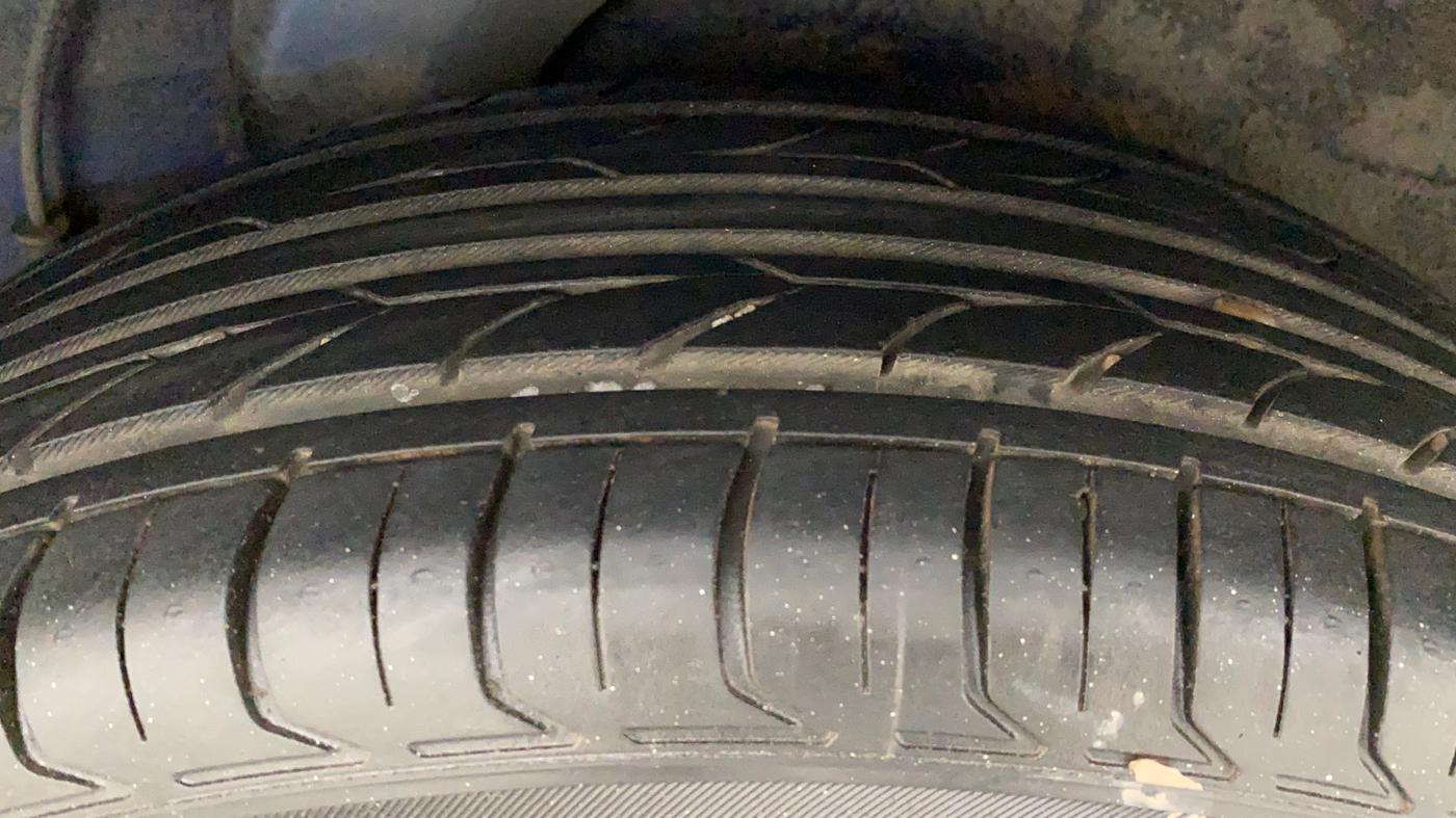2010 Hyundai i20 ASTA 1.2, Petrol, Manual, 63,360 km, Left Rear Tyre Tread