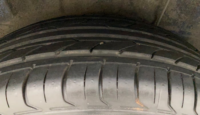 2010 Hyundai i20 ASTA 1.2, Petrol, Manual, 63,360 km, Right Rear Tyre Tread