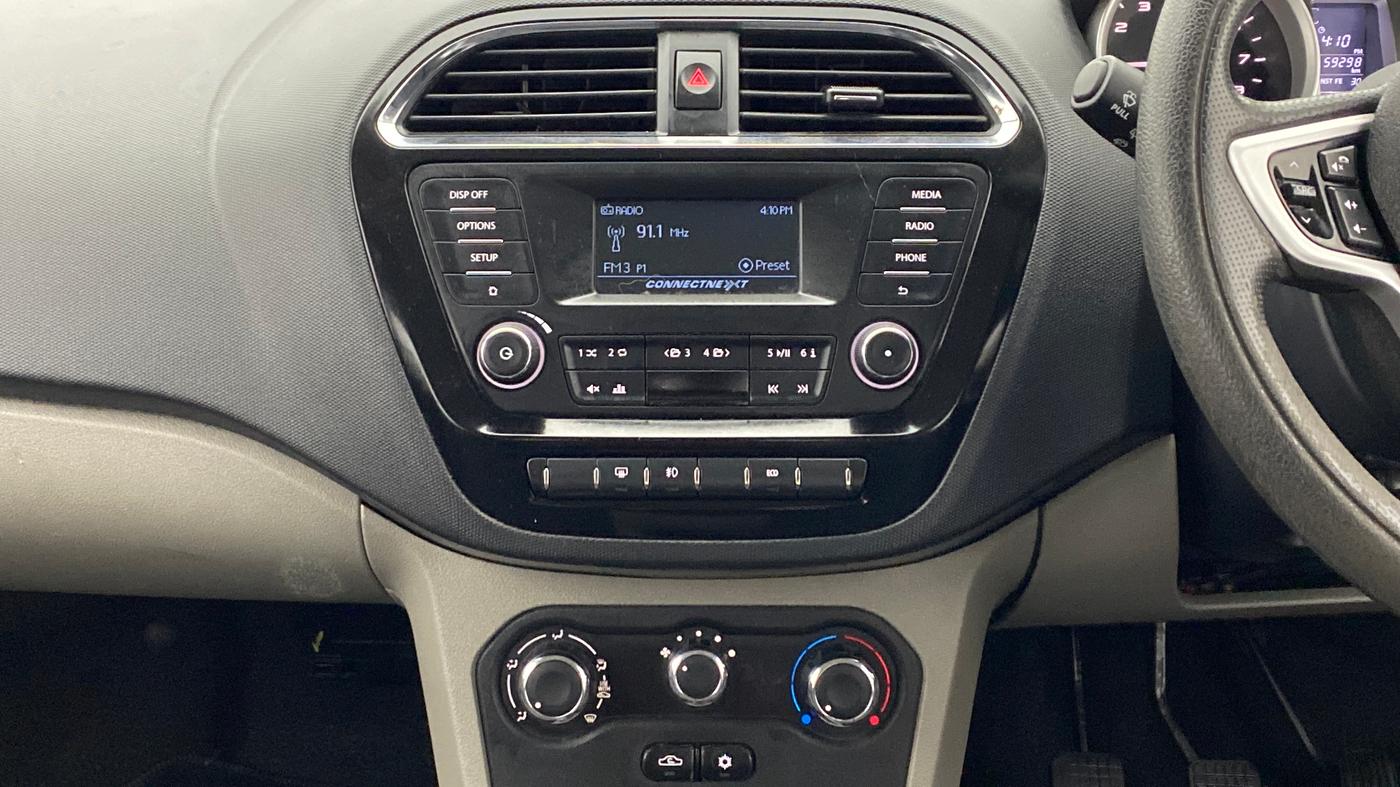 2016 Tata Tiago XZ 1.2 REVOTRON, Petrol, Manual, 59,480 km, Air Conditioner