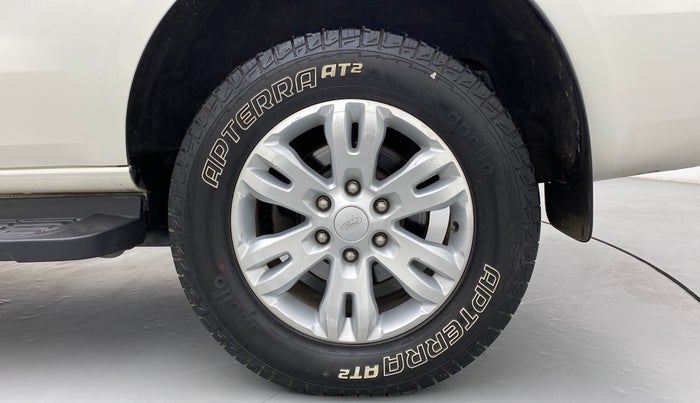2017 Ford Endeavour 2.2l 4X2 AT Trend, Diesel, Automatic, 61,464 km, Left Rear Wheel