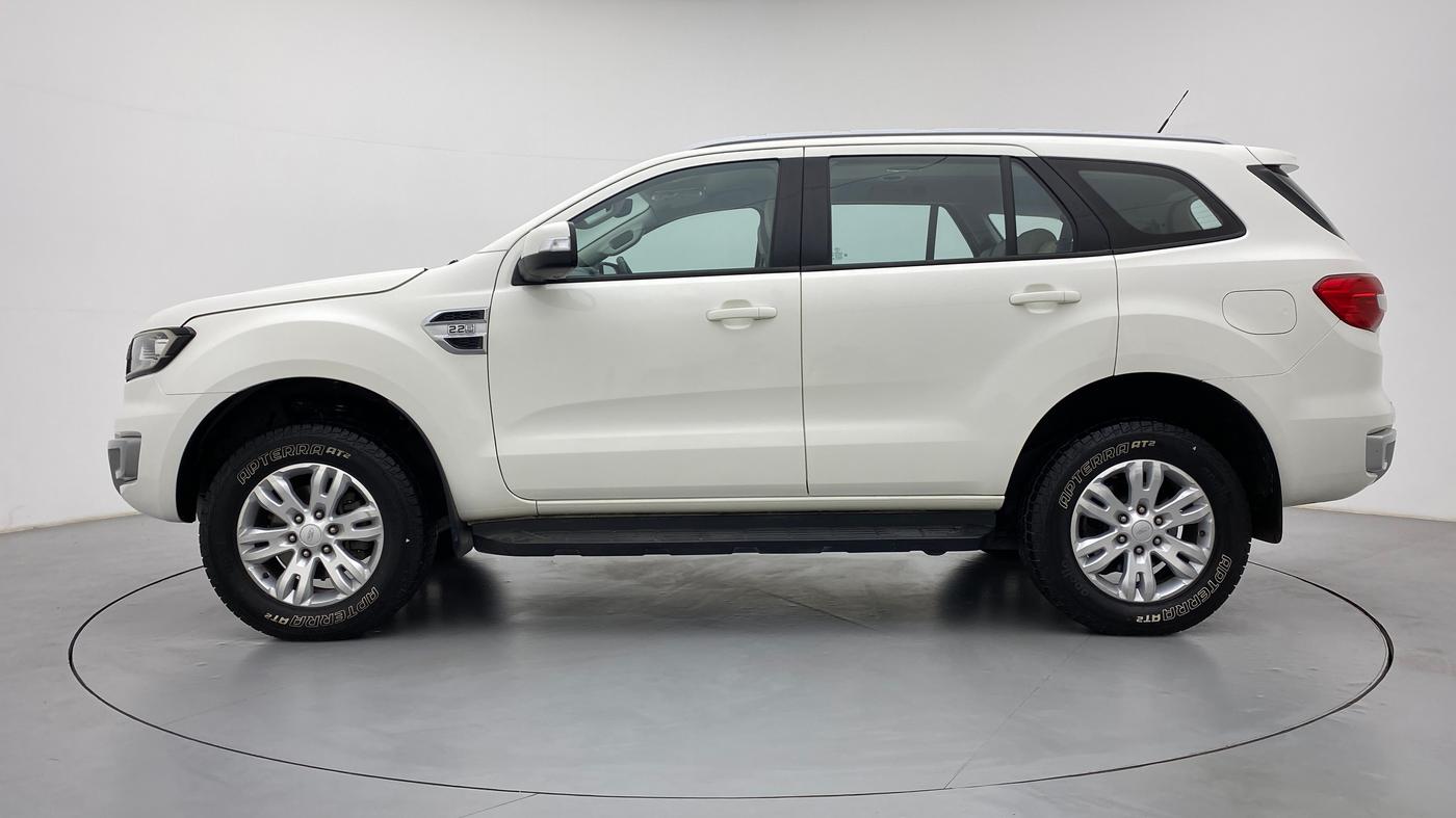 2017 Ford Endeavour 2.2l 4X2 AT Trend, Diesel, Automatic, 61,464 km, Left Side