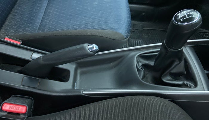 2019 Maruti Baleno DELTA 1.2 K12, Petrol, Manual, 34,010 km, Gear Lever
