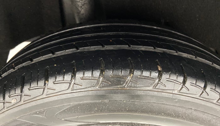 2019 Maruti Baleno DELTA 1.2 K12, Petrol, Manual, 34,010 km, Right Rear Tyre Tread