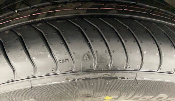 2019 Hyundai Creta SX AT 1.6 PETROL, Petrol, Automatic, 50,768 km, Left Front Tyre Tread