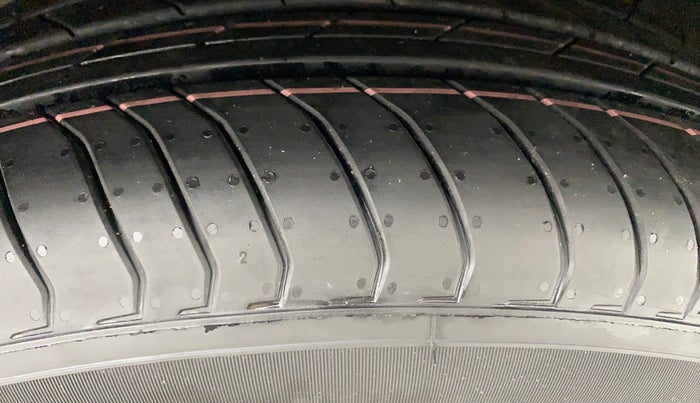 2019 Hyundai Creta SX AT 1.6 PETROL, Petrol, Automatic, 50,768 km, Right Front Tyre Tread