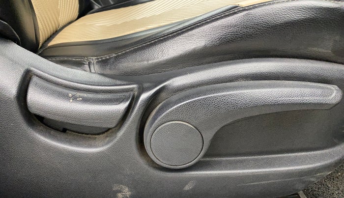 2019 Hyundai Creta SX AT 1.6 PETROL, Petrol, Automatic, 50,768 km, Driver Side Adjustment Panel