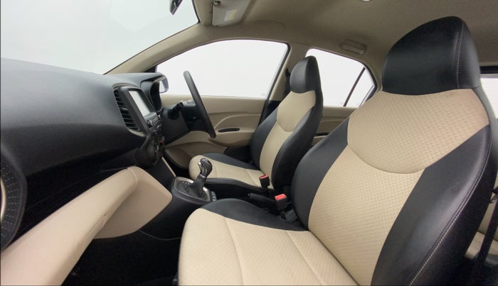 2019 Hyundai NEW SANTRO SPORTZ AMT, Petrol, Automatic, 26,185 km, Right Side Front Door Cabin
