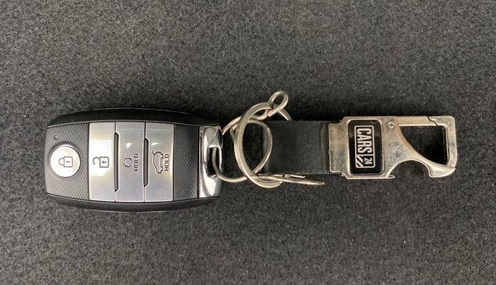 2020 KIA SONET HTX 1.0 IMT, Petrol, Manual, 15,057 km, Key Close Up