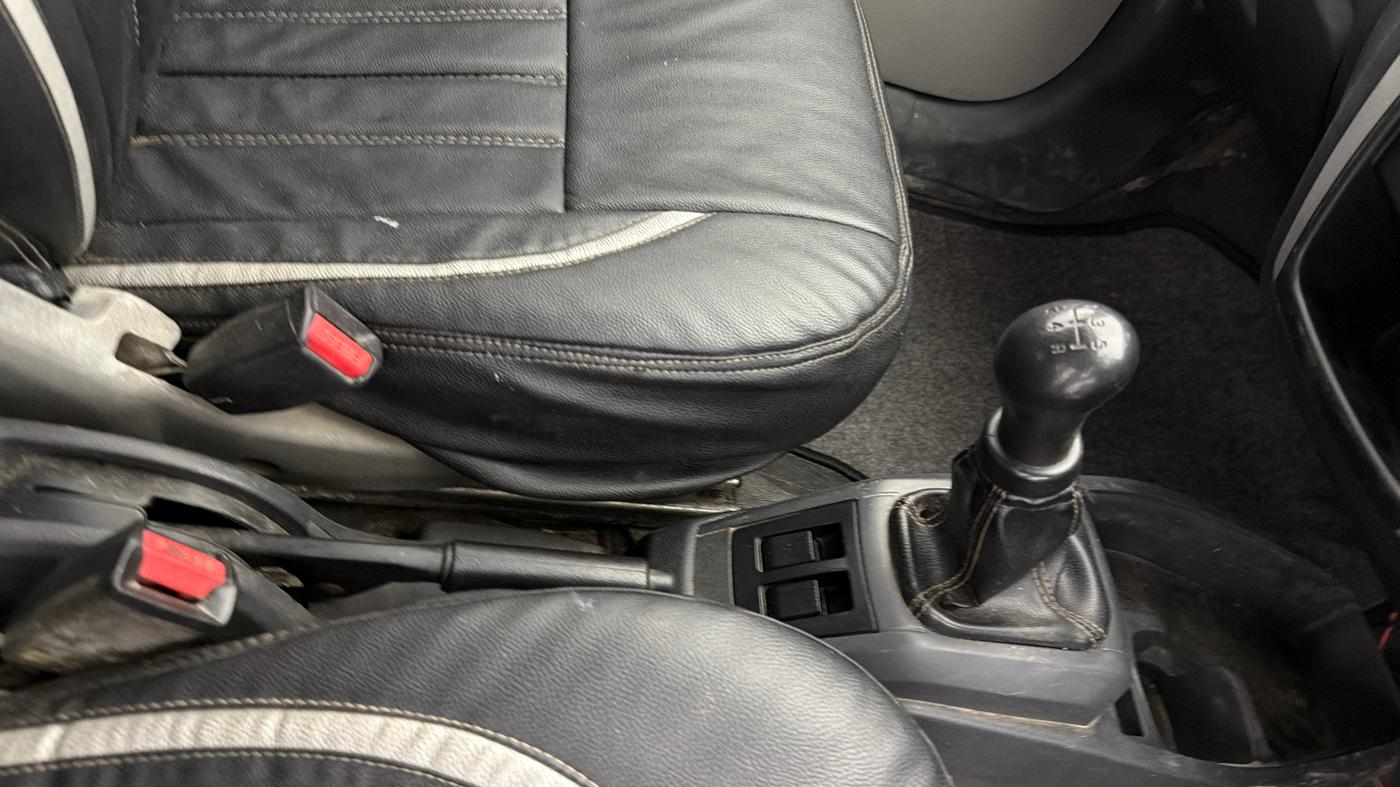 2016 Maruti Alto 800 LXI, CNG, Manual, 60,696 km, Gear Lever