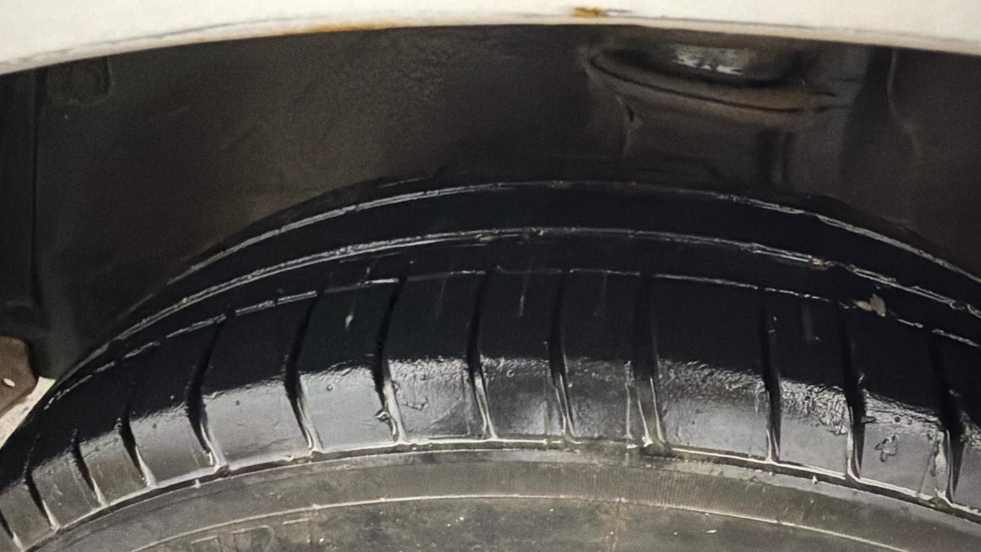 2016 Maruti Alto 800 LXI, CNG, Manual, 60,696 km, Left Front Tyre Tread