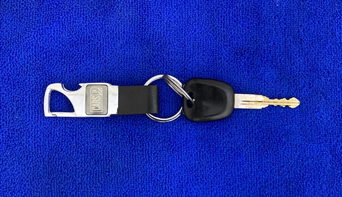 2015 Maruti Celerio VXI CNG D, CNG, Manual, 93,598 km, Key Close Up