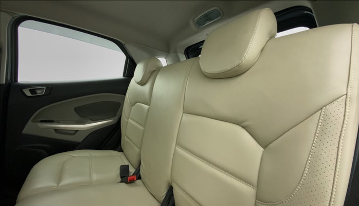 2015 Ford Ecosport 1.5 TITANIUM TI VCT AT, Petrol, Automatic, 91,209 km, Right Side Rear Door Cabin