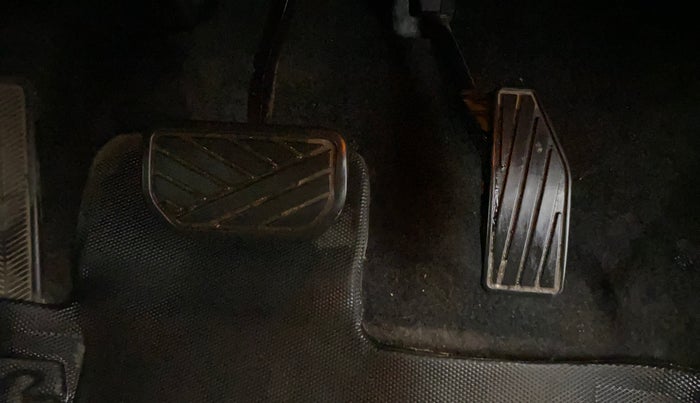 2022 Maruti Baleno ALPHA 1.2 AGS, Petrol, Automatic, 25,298 km, Pedals