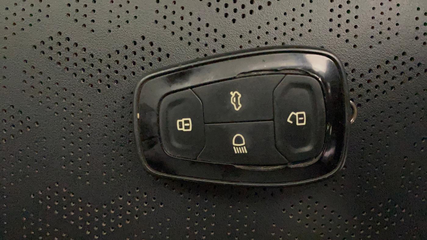 2021 Tata ALTROZ XZ PLUS I-TURBO PETROL DARK EDITION, Petrol, Manual, 74,268 km, Key Close Up