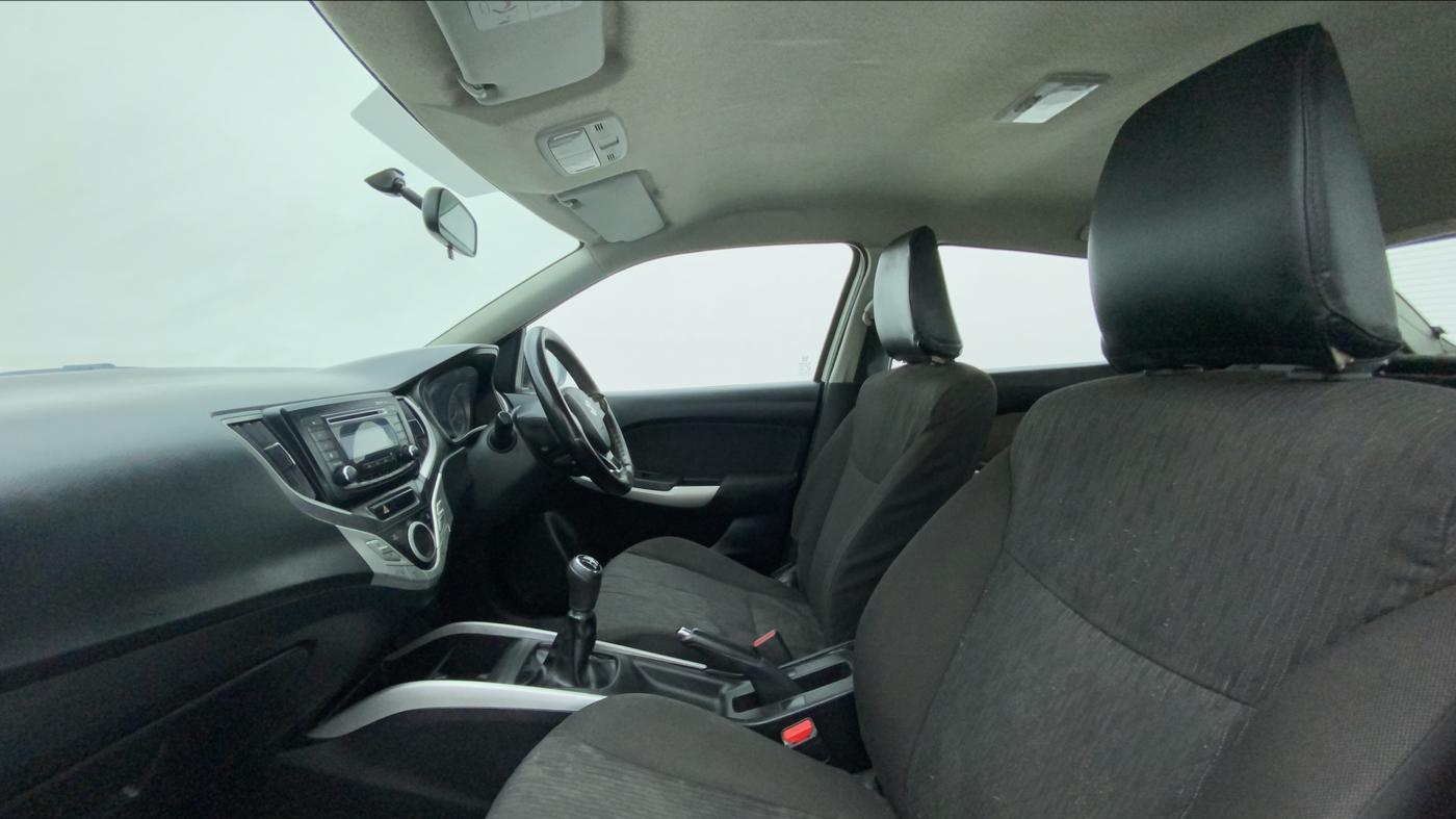 2016 Maruti Baleno DELTA PETROL 1.2, Petrol, Manual, 1,03,333 km, Right Side Front Door Cabin