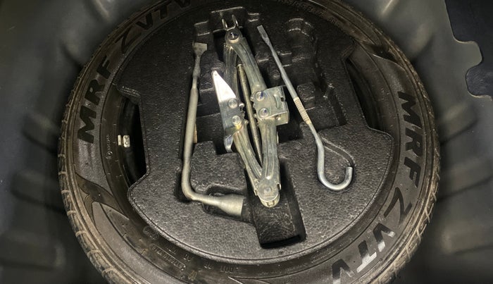 2019 Maruti Ciaz ALPHA  AT 1.5 SHVS PETROL, Petrol, Automatic, 55,677 km, Spare Tyre